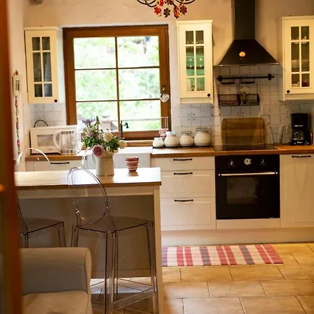 Dom Majowka I Bartoszowka I Michalowka 別荘 *