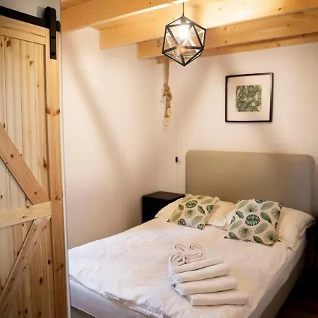 Dom Majowka I Bartoszowka I Michalowka Karwienskie Bloto Drugie