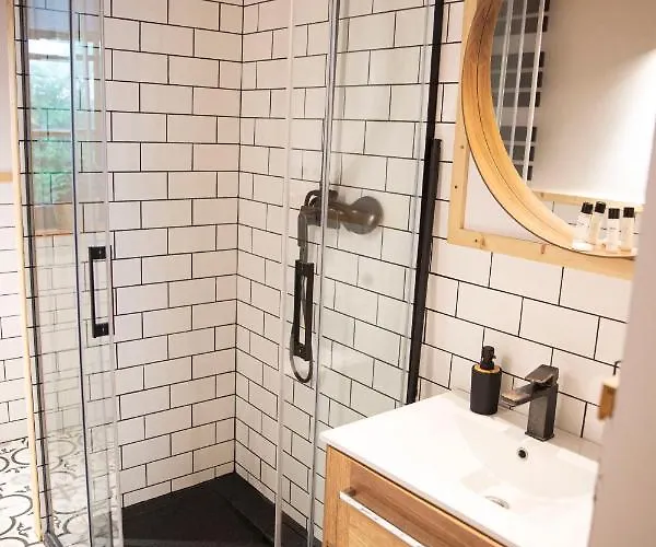 Dom Majowka I Bartoszowka I Michalowka Karwienskie Bloto Drugie