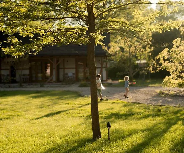 Semesterbostad Dom Majowka I Bartoszowka I Michalowka Karwienskie Bloto Drugie