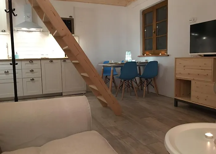 Semesterbostad Dom Majowka I Bartoszowka I Michalowka